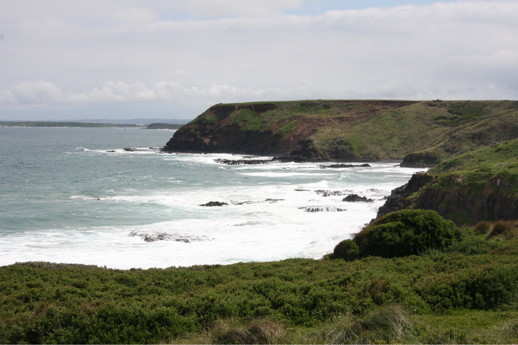 Discover Phillip Island: A Complete Travel Guide to Wildlife, Beaches, and Attractions